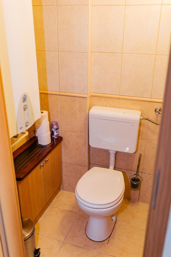 Niki Apartman Gyula Exterior foto